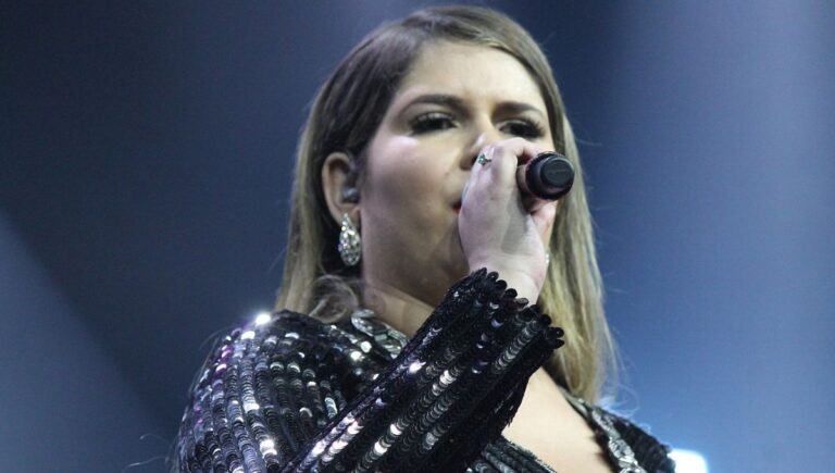 Marília Mendonça: A Rainha da Sofrência