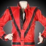 Descubra a história da fita inédita avaliada em R$ 250 milhões e os detalhes ocultos da visita de Michael Jackson ao Brasil em 1993, de visitas a hospitais a relíquias raras.