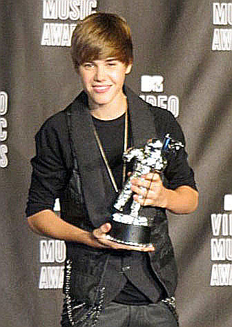 justin b mais jovem